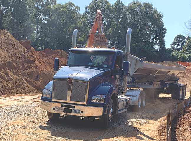 dump-trailer-blue-max-trucking
